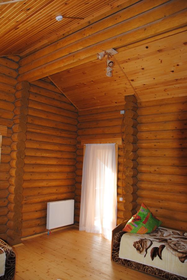 Hotel Крокус Мія Slawske Exterior foto